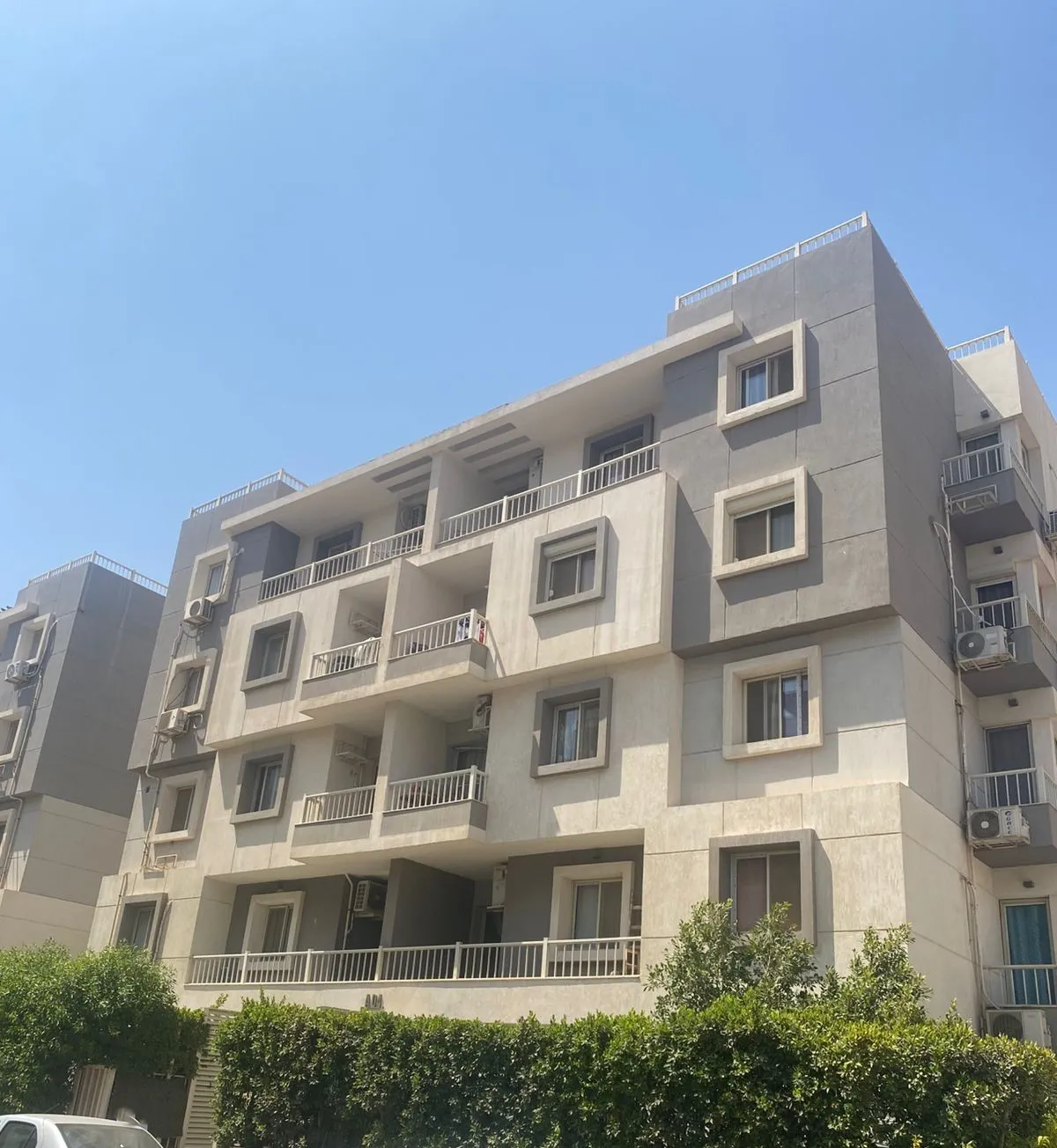 شقة للبيع في جايد في القاهرة الجديدة بمساحة 140 م² تتكون من 3 غرف