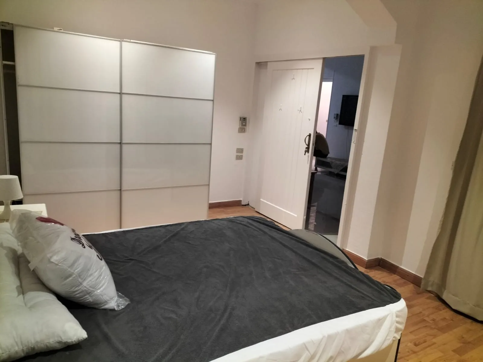 فيلا للبيع في مارينا العلمين في الساحل الشمالي بمساحة 420 م² تتكون من 7 غرف