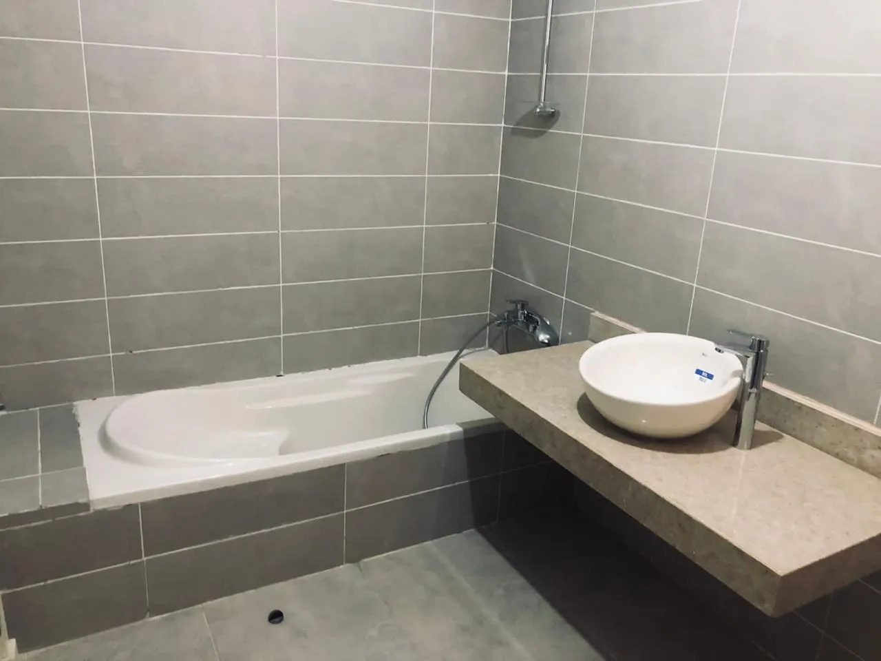 شقة للبيع في ذا فيلدج جيت في القاهرة الجديدة بمساحة 150 م² تتكون من 2 غرف