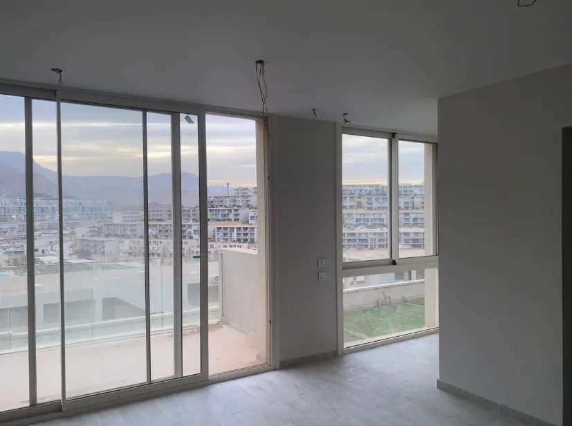 تاون هاوس للبيع في المونت الجلالة في العين السخنة بمساحة 175 م² تتكون من 4 غرف