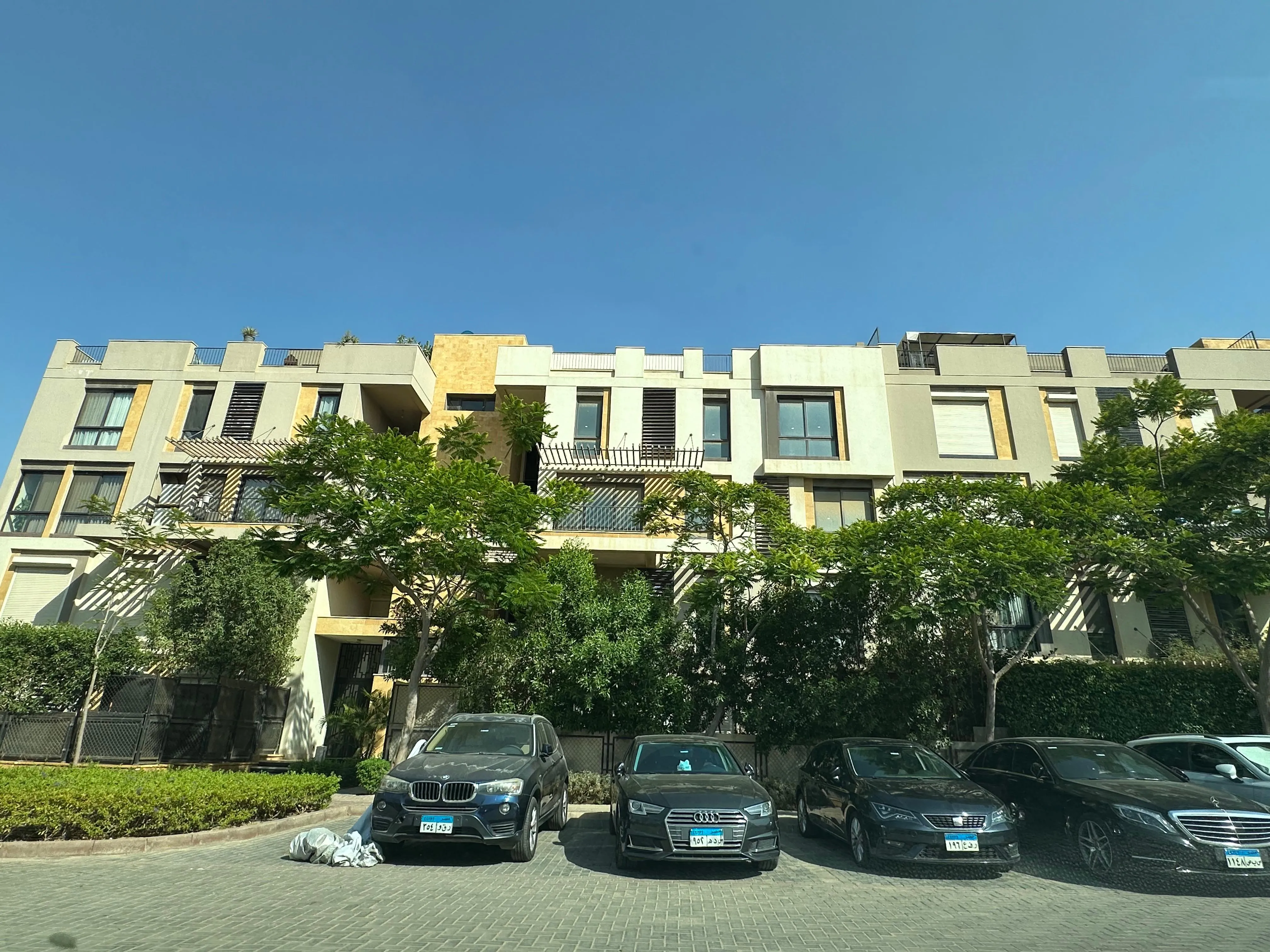 Duplex for sale in Eastown Residence in New Cairo of 287 m² with 4 bedrooms