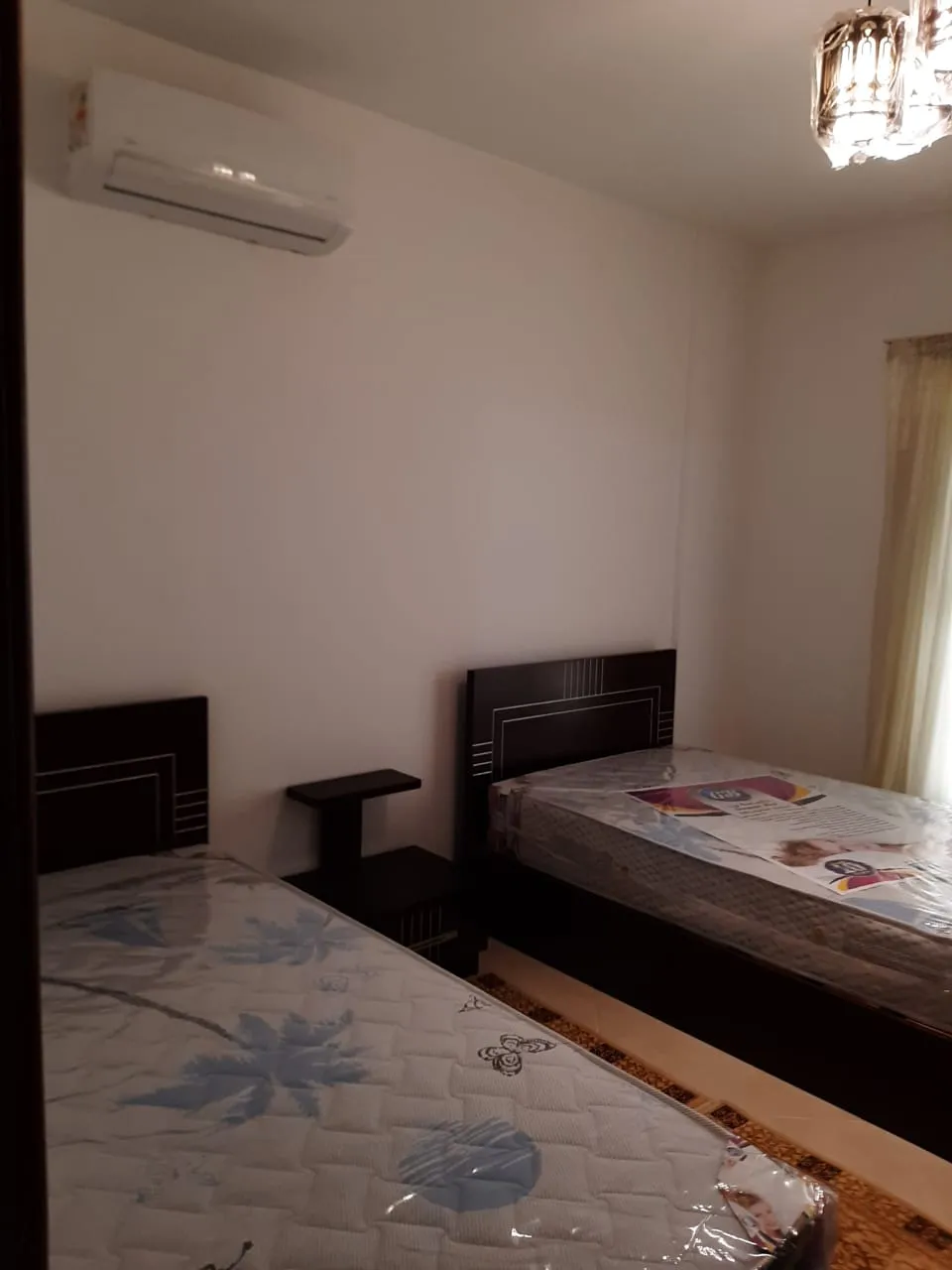  للبيع في أمواج في  بمساحة 0 م² تتكون من 0 غرف