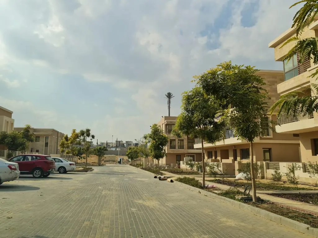 للبيع في تاج سلطان في بمساحة 0 م² تتكون من 0 غرف