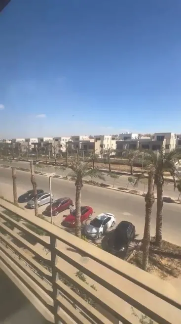 شقة للبيع في بالم هيلز القاهرة الجديدة في القاهرة الجديدة بمساحة 250 م² تتكون من 5 غرف