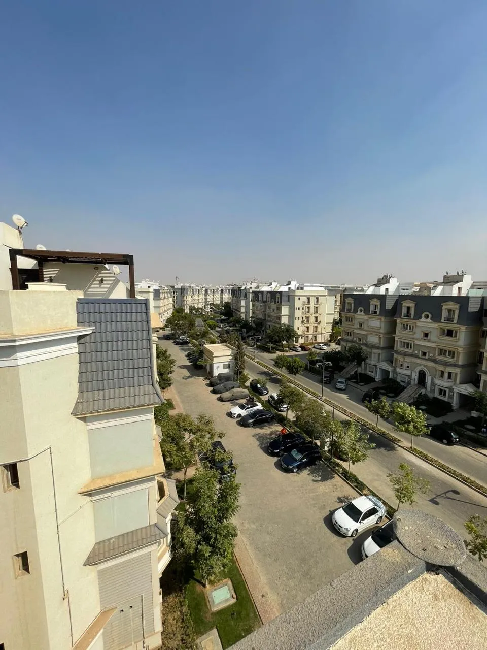 Duplex for sale in Mountain View Hyde Park in New Cairo of 305 m² with 3 bedrooms