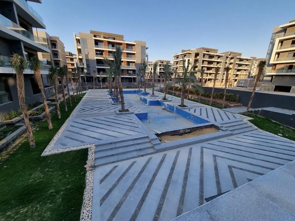 Apartment for sale in El Patio Oro in New Cairo of 210 m² with 3 bedrooms