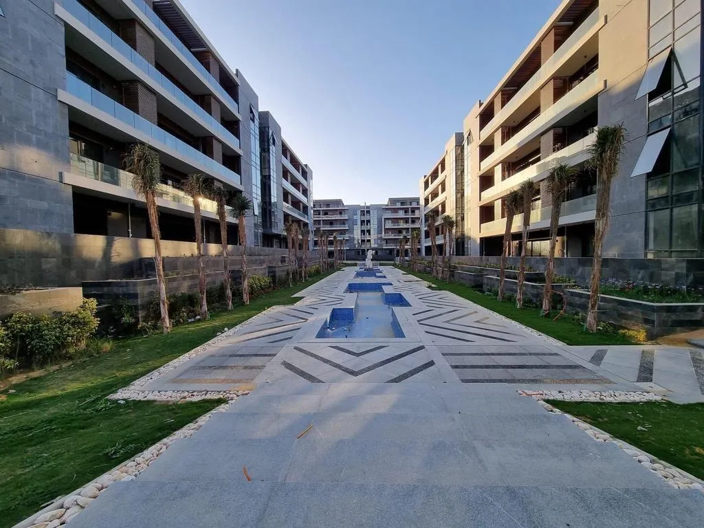 Apartment for sale in El Patio Oro in New Cairo of 210 m² with 3 bedrooms