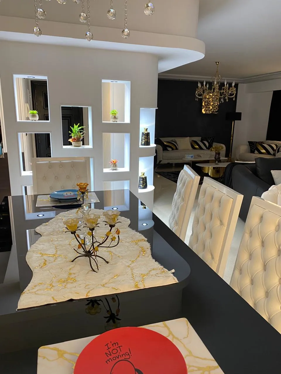 Apartment for sale in El Rehab  in New Cairo of 195 m² with 3 bedrooms