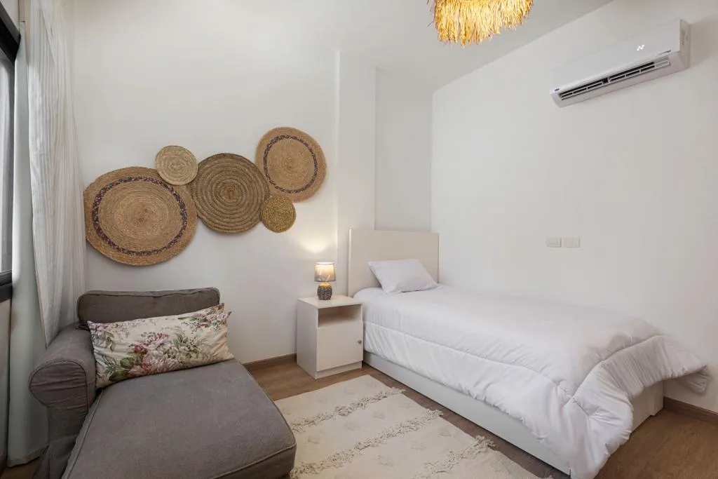 Apartment for sale in Fifth Square Al Marasem in New Cairo of 143 m² with 3 bedrooms