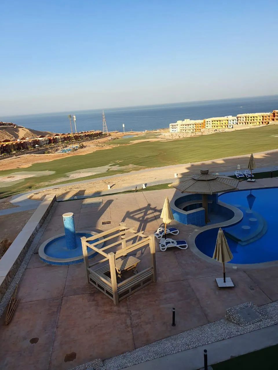 شاليه للبيع في بورتو السخنة في العين السخنة بمساحة 100 م² تتكون من 2 غرف