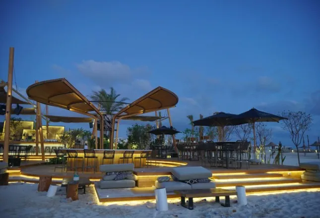 شاليه للبيع في الماظه باي في سيدي حنيش بمساحة 196 م² تتكون من 4 غرف