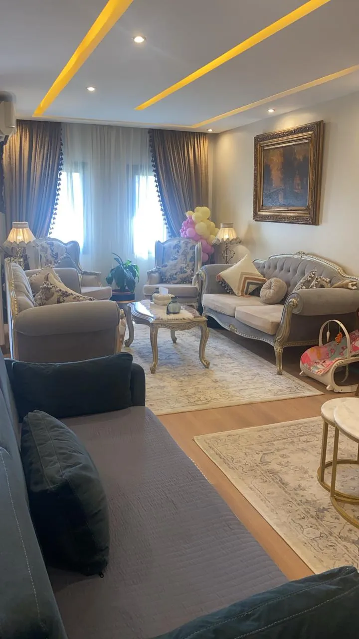 Apartment for sale in Ashgar City in October Gardens of 160 m² with 3 bedrooms