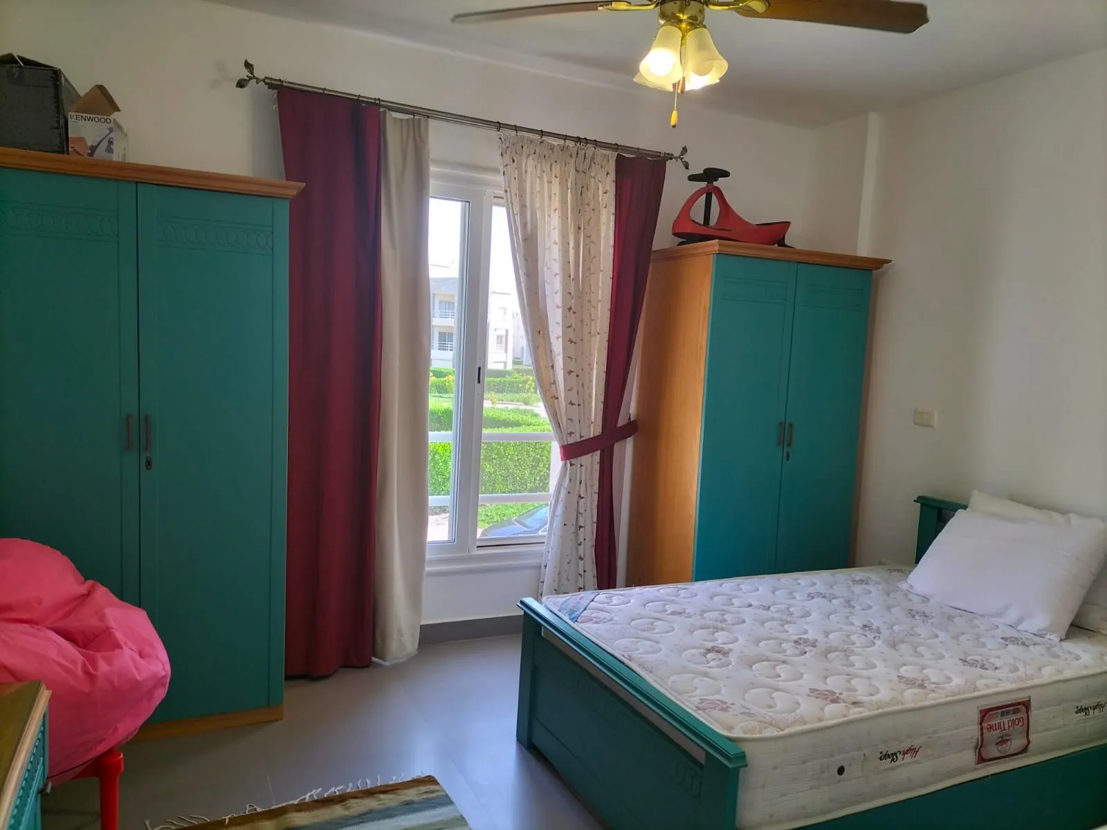 شاليه للبيع في أمواج في سيدي عبد الرحمن بمساحة 0 م² تتكون من 3 غرف