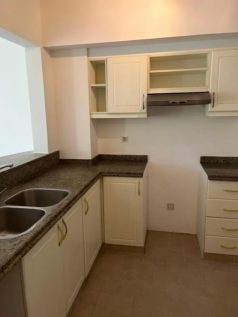  for sale in Marassi in  of 0 m² with 0 bedrooms