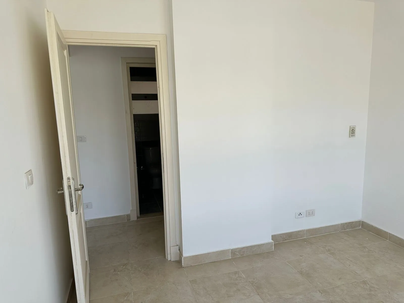  للبيع في مدينتي في  بمساحة 0 م² تتكون من 0 غرف