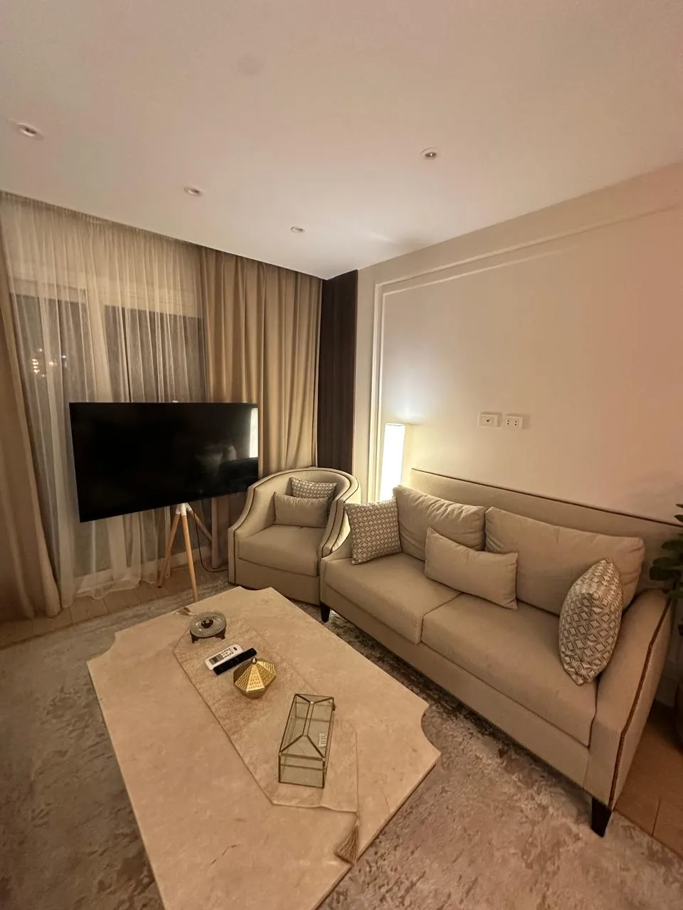  للبيع في مدينتي في  بمساحة 0 م² تتكون من 0 غرف