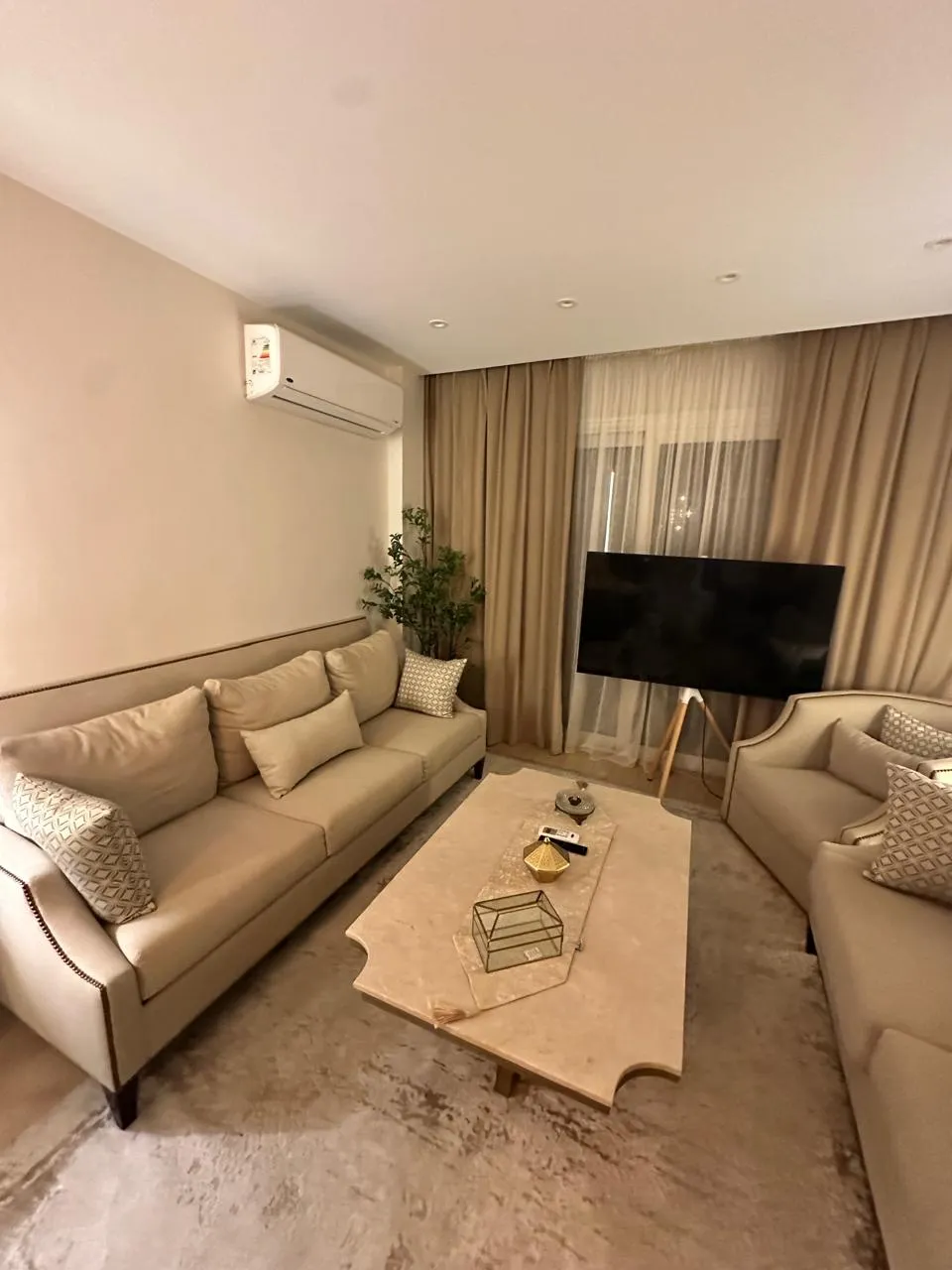  للبيع في مدينتي في  بمساحة 0 م² تتكون من 0 غرف