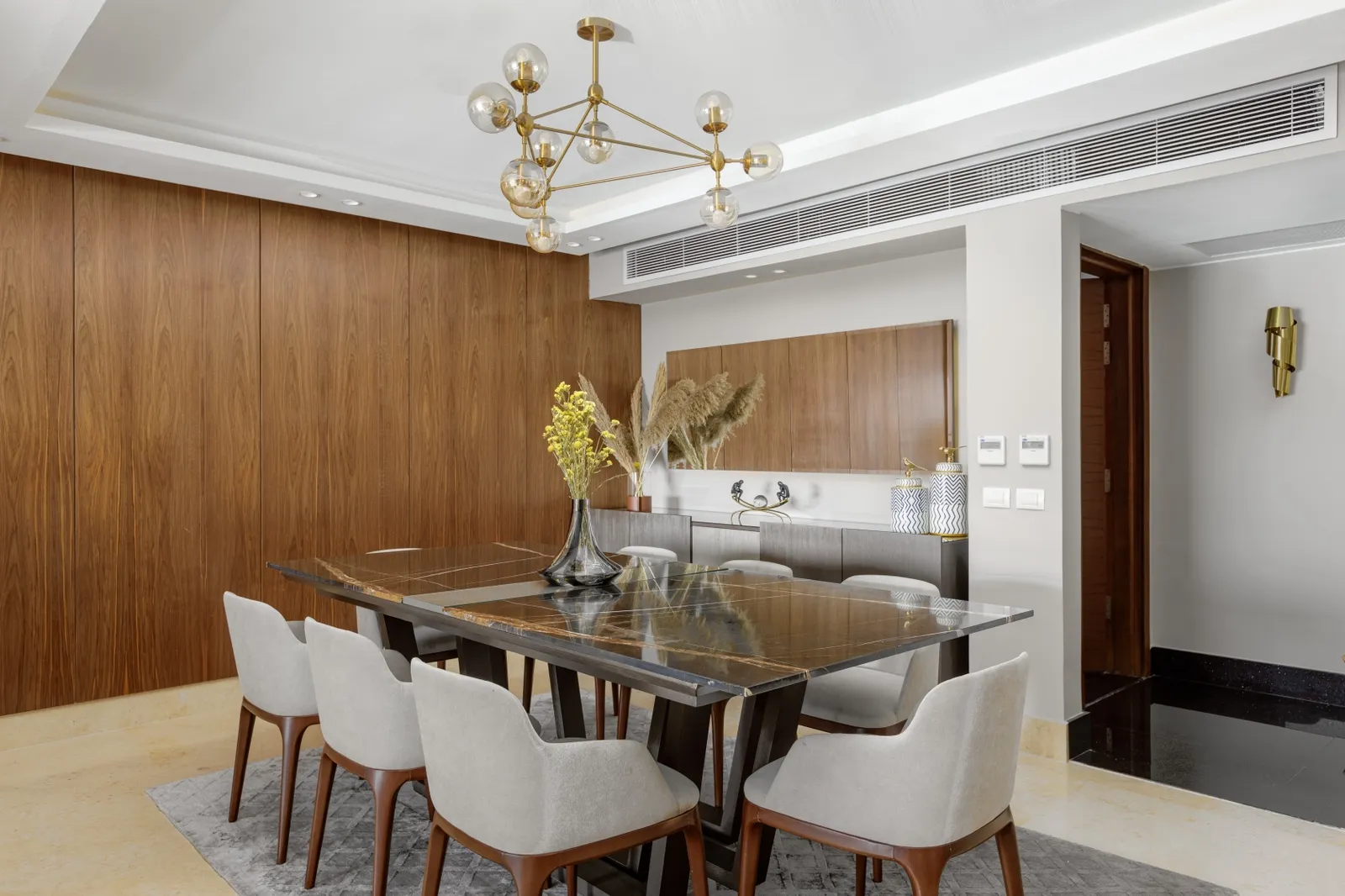  للبيع في اوشن بلو في  بمساحة 0 م² تتكون من 0 غرف