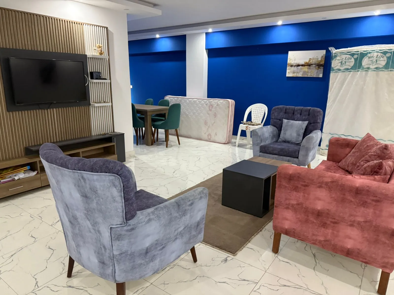  للبيع في فنادير باي في  بمساحة 0 م² تتكون من 0 غرف