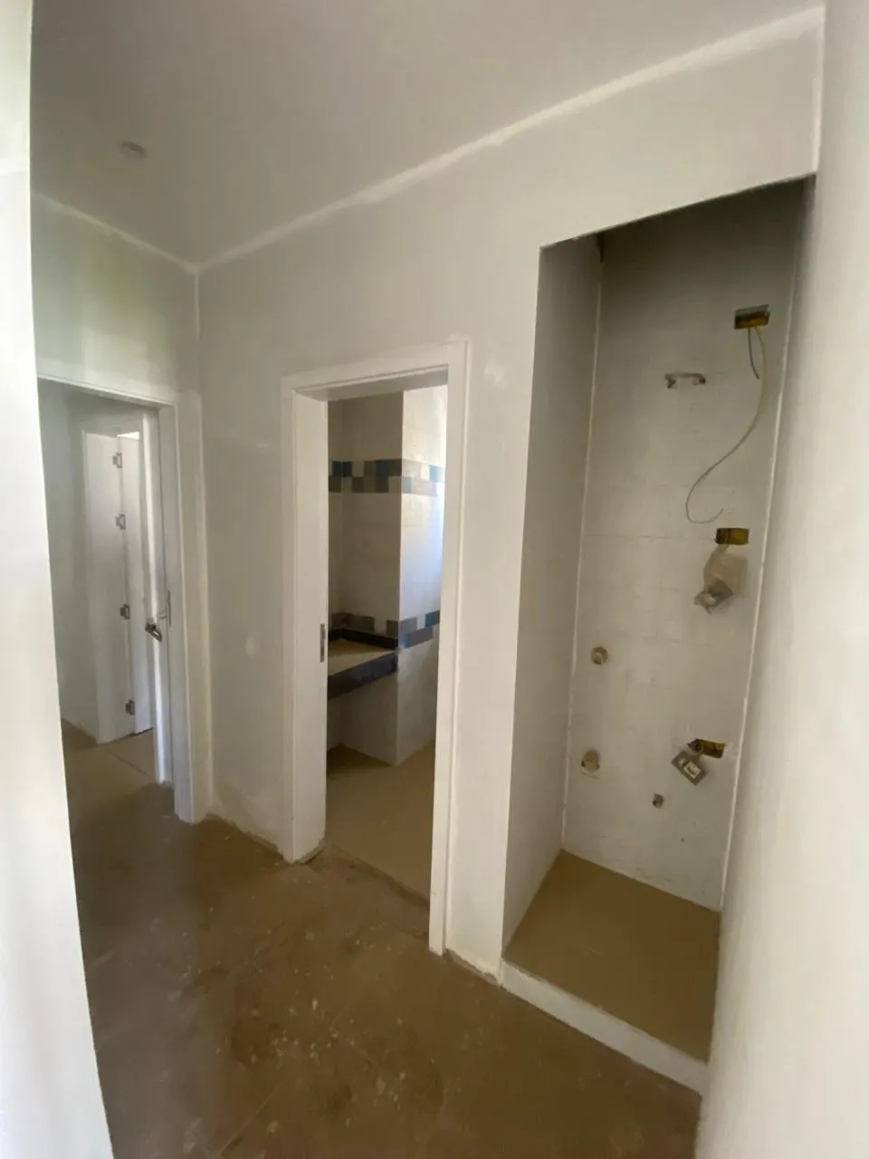  للبيع في  جاليريا ريزيدنس في  بمساحة 0 م² تتكون من 0 غرف