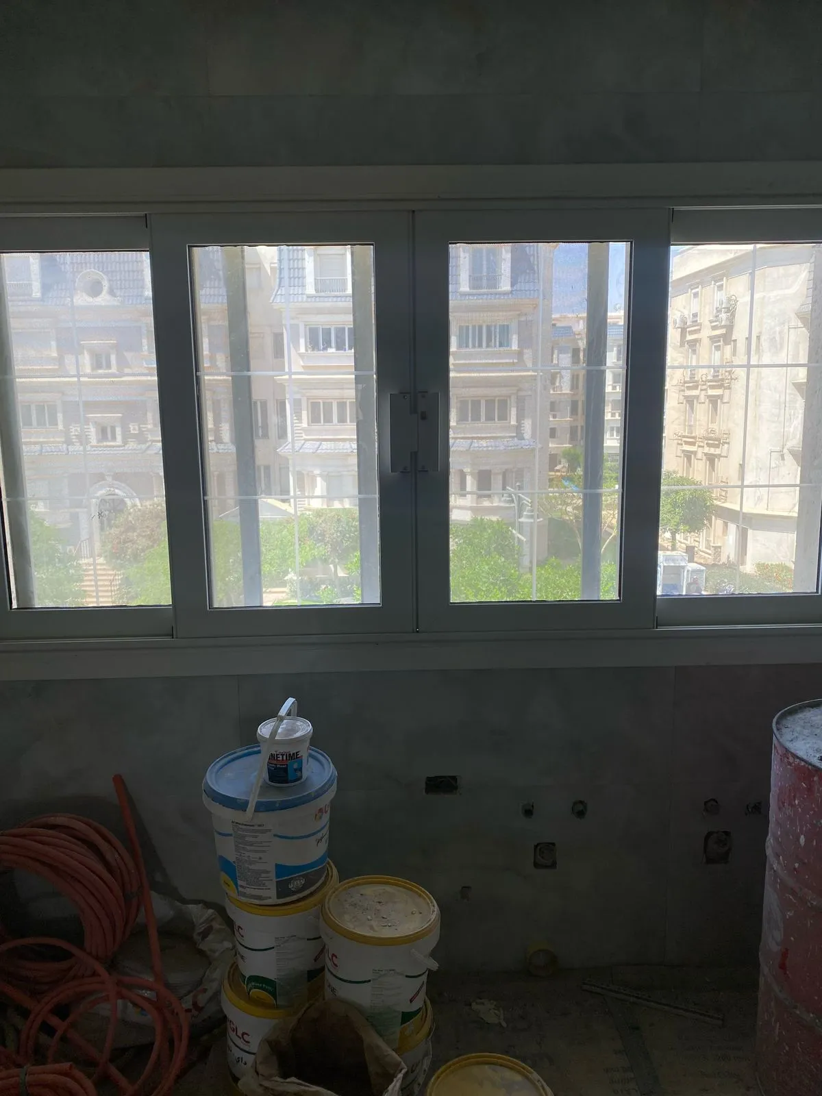 شقة للبيع في ماونتن فيو هايد بارك في القاهرة الجديدة بمساحة 215 م² تتكون من 4 غرف