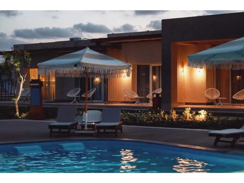 شاليه للبيع في جايا  في رأس الحكمة بمساحة 121 م² تتكون من 2 غرف