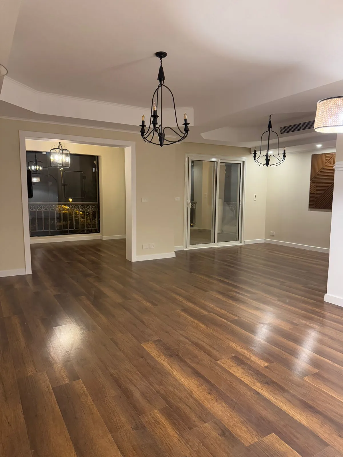 شقة للبيع في مدينتي في مدينتي بمساحة 175 م² تتكون من 3 غرف