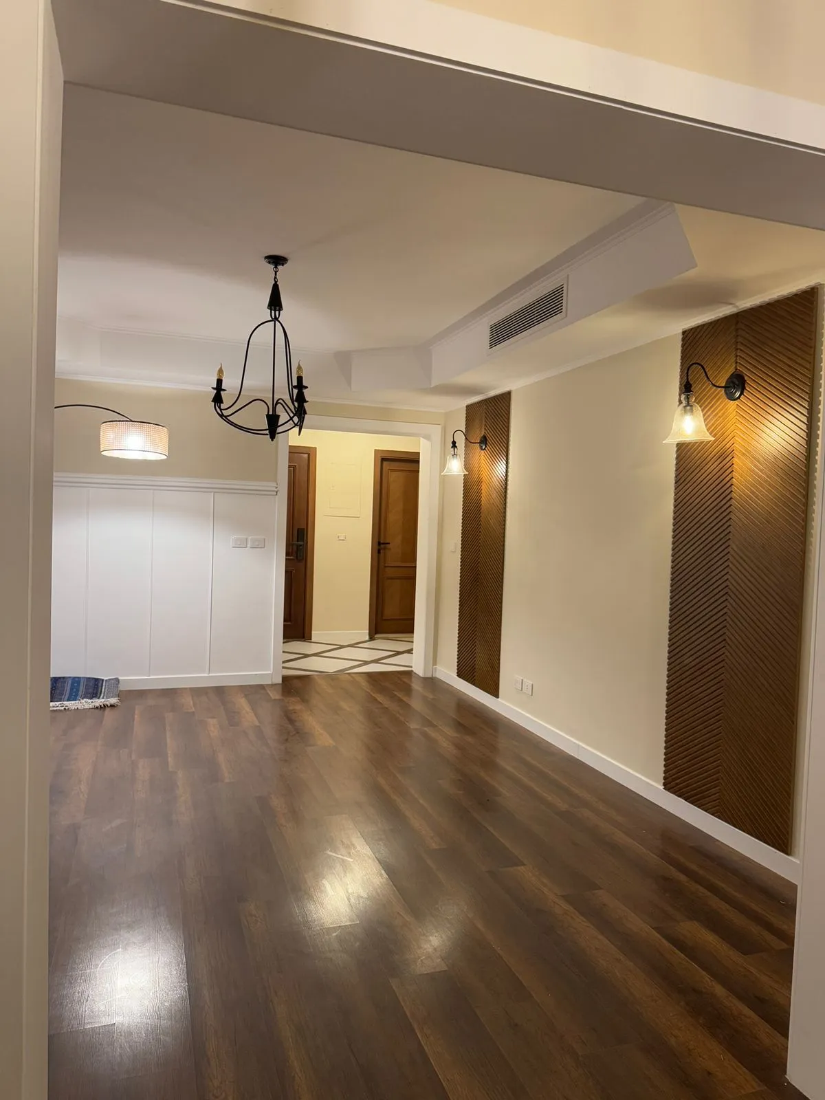 شقة للبيع في مدينتي في مدينتي بمساحة 175 م² تتكون من 3 غرف