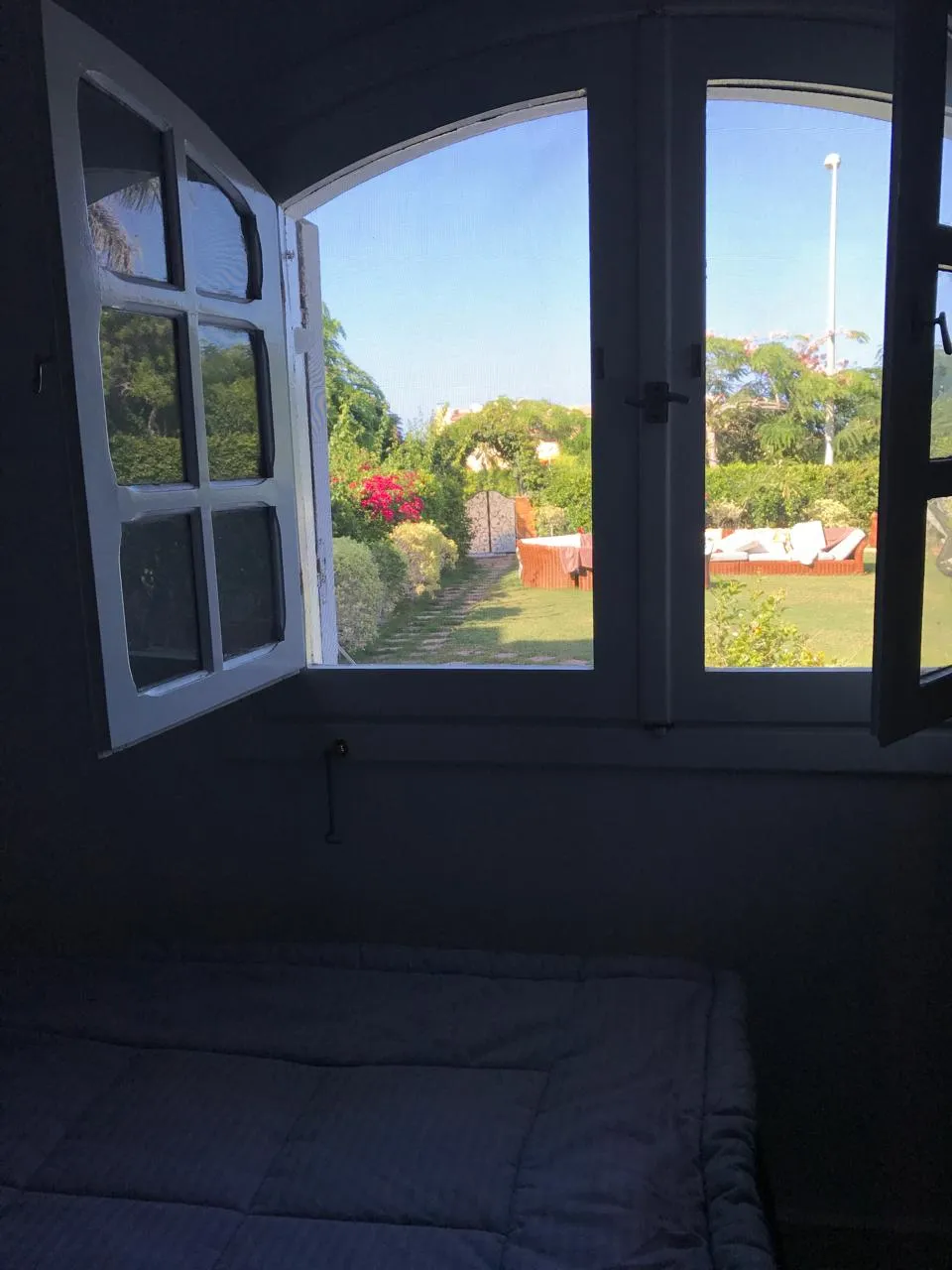 شاليه للبيع في مارينا 6 في الساحل الشمالي بمساحة 127 م² تتكون من 2 غرف