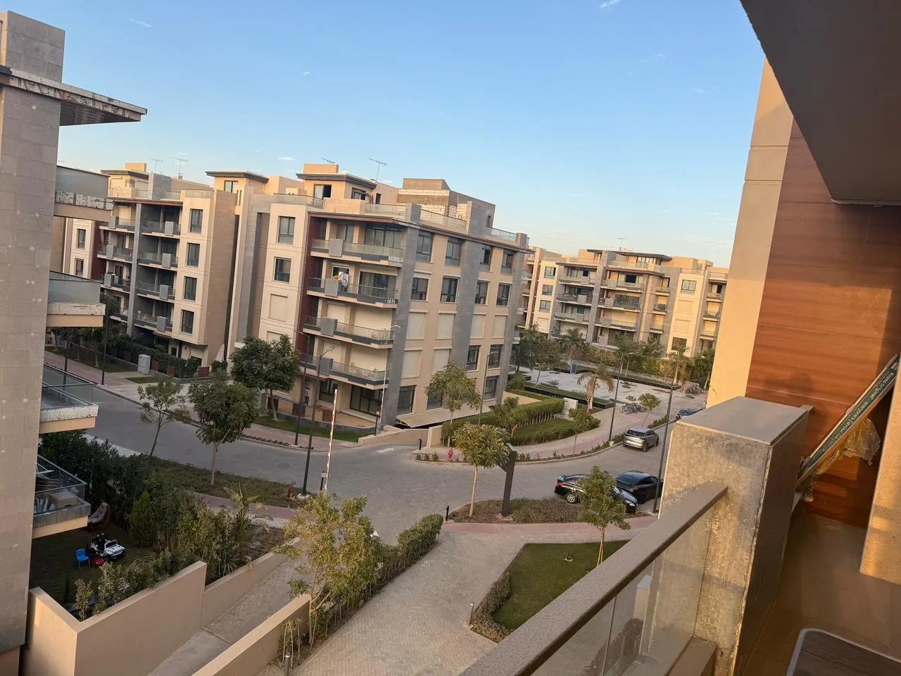  للبيع في ازاد في  بمساحة 0 م² تتكون من 0 غرف