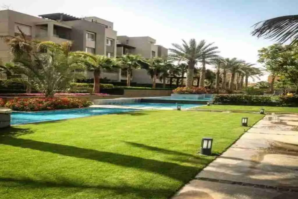 توين هاوس للبيع في هاب تاون في مدينة المستقبل بمساحة 0 م² تتكون من 5 غرف