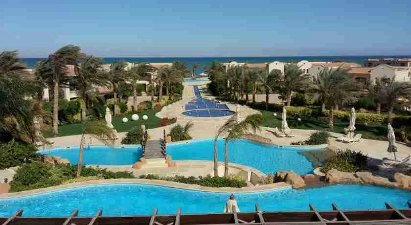 Twinhouse for sale in La Vista Topaz in Ain Sokhna of 0 m² with 3 bedrooms