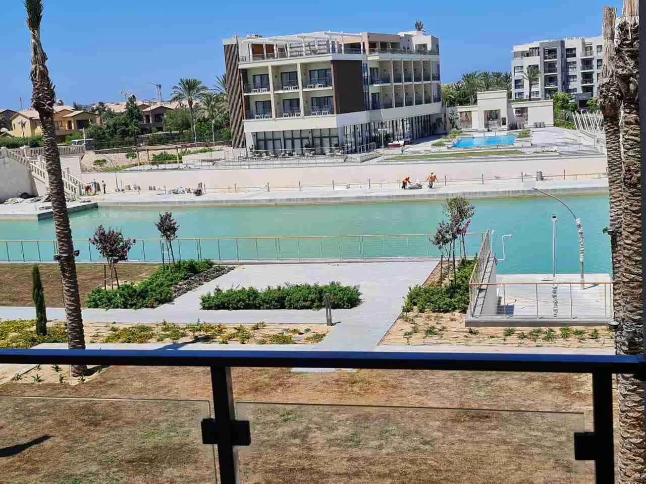 شاليه للبيع في مراسي في سيدي عبد الرحمن بمساحة 0 م² تتكون من 3 غرف