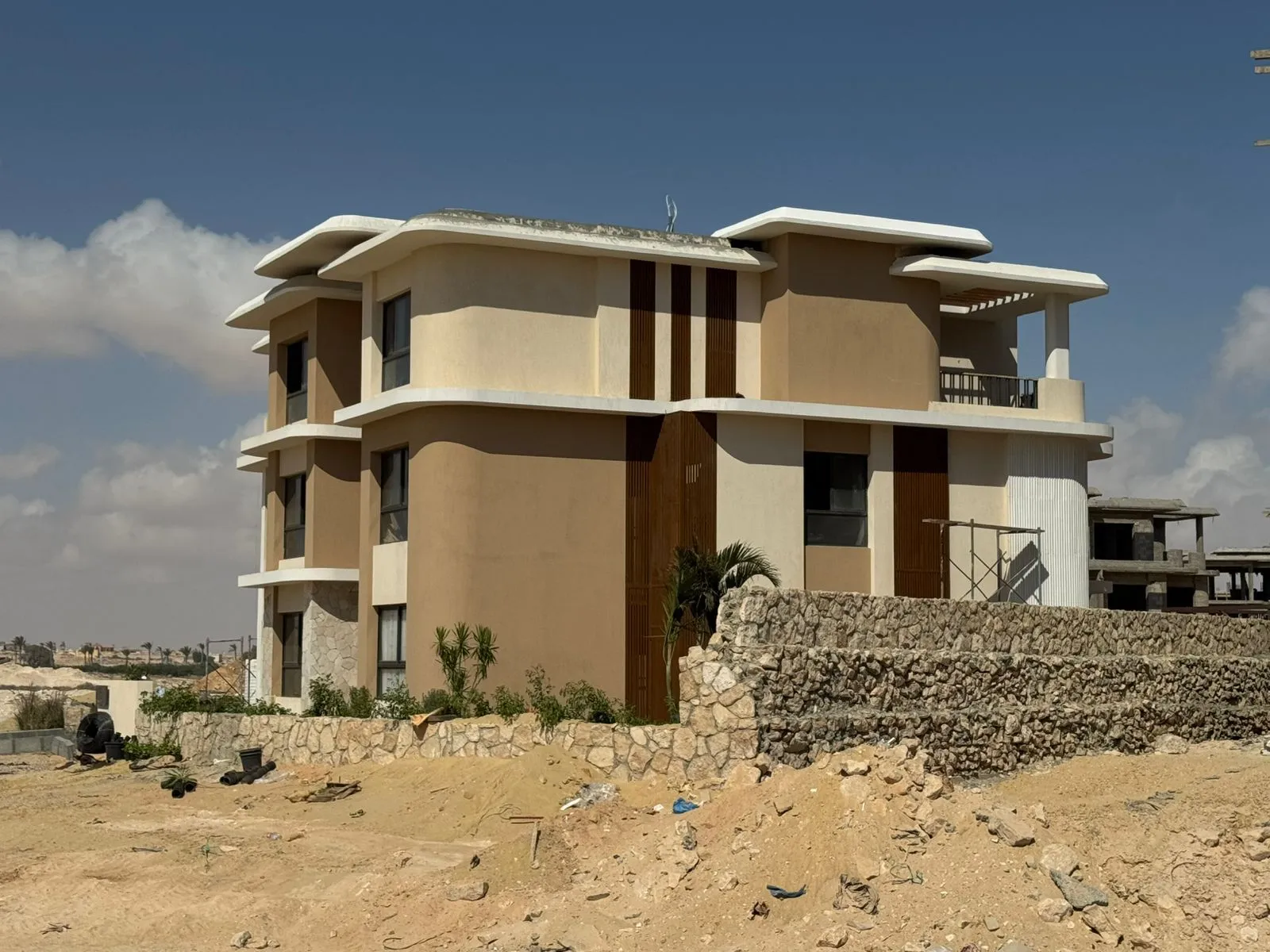  for sale in Koun in  of 0 m² with 0 bedrooms