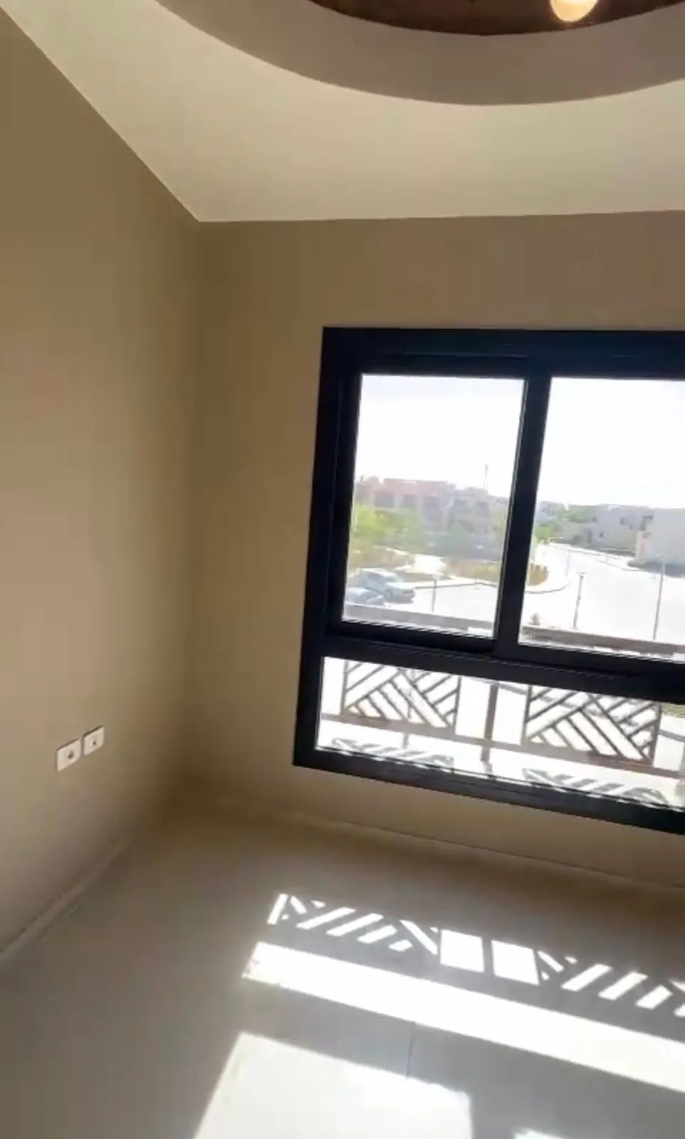  للبيع في مكادي هايتس في  بمساحة 0 م² تتكون من 0 غرف