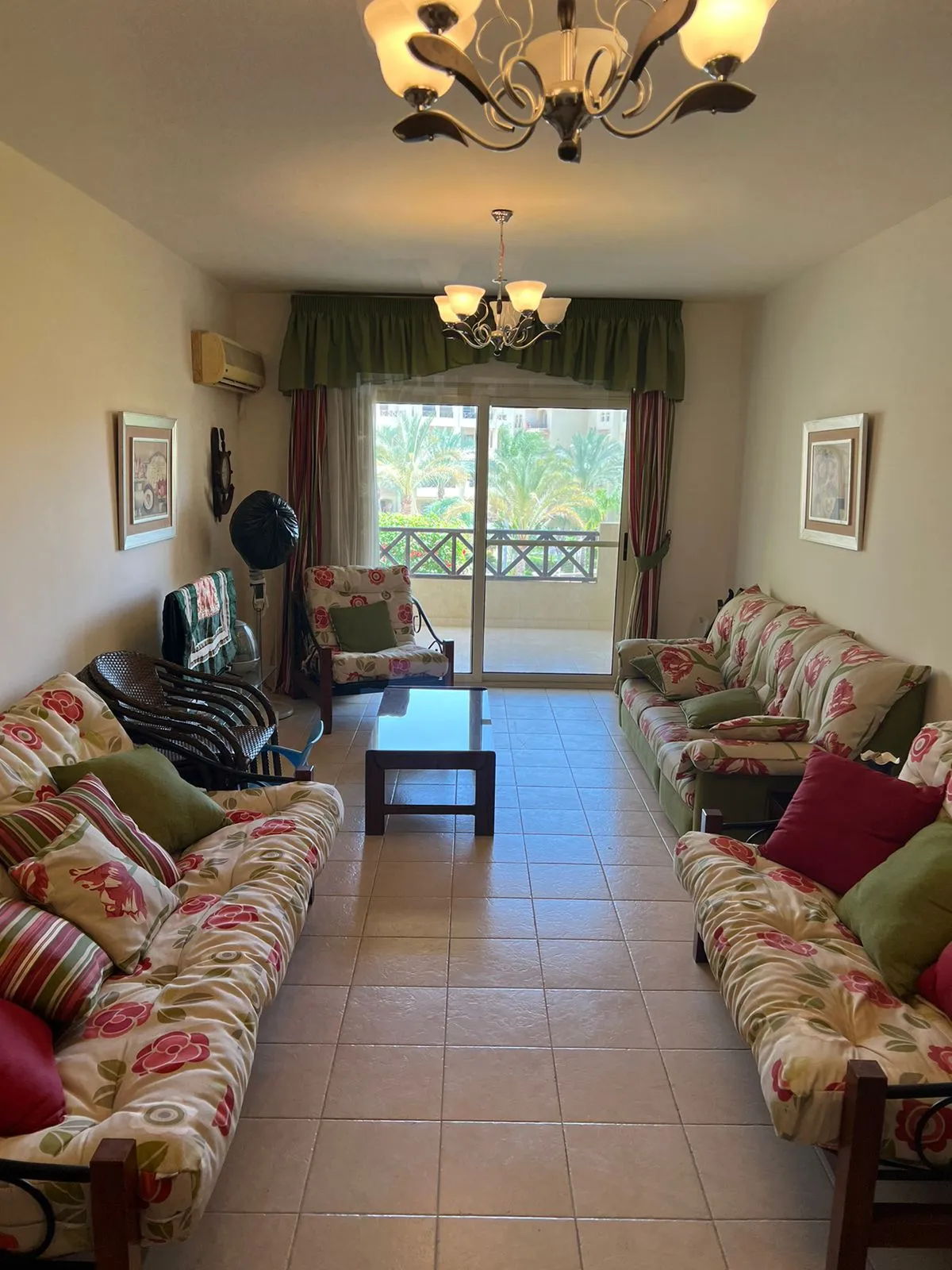  للبيع في ستيلا مارينا في  بمساحة 0 م² تتكون من 0 غرف