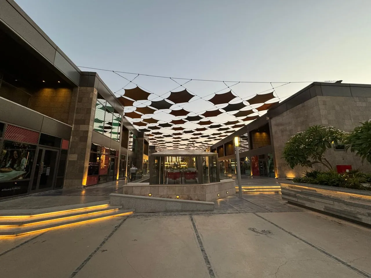 للبيع في ووك أوف كايرو في بمساحة 0 م² تتكون من 0 غرف