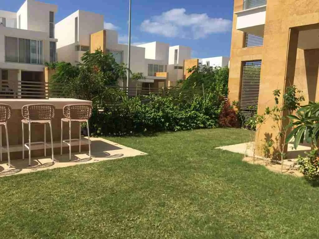 شاليه للبيع في سيشيل سيدي عبد الرحمن في سيدي عبد الرحمن بمساحة 0 م² تتكون من 4 غرف