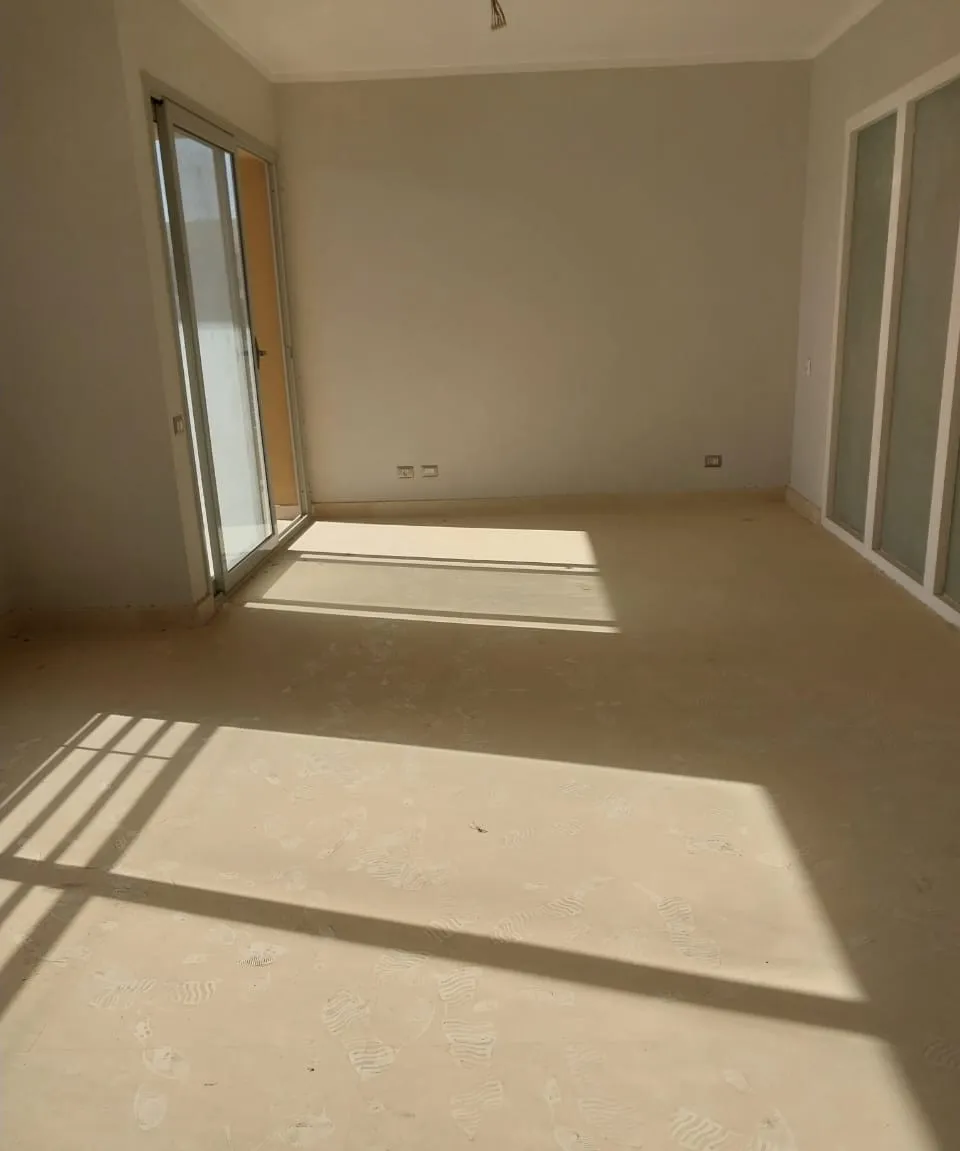 Apartment for sale in Palm Parks in 6th of October City of 154 m² with 2 bedrooms