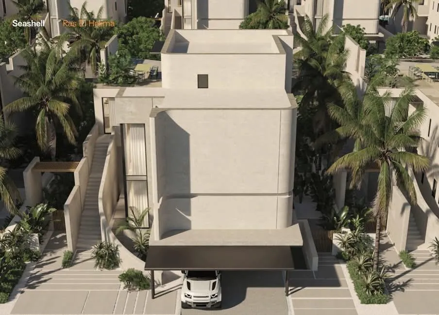  للبيع في  سي شل - راس الحكمة  في  بمساحة 0 م² تتكون من 0 غرف