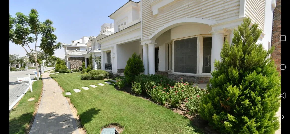 فيلا للبيع في ماونتن فيو 2 في القاهرة الجديدة بمساحة 0 م² تتكون من 5 غرف