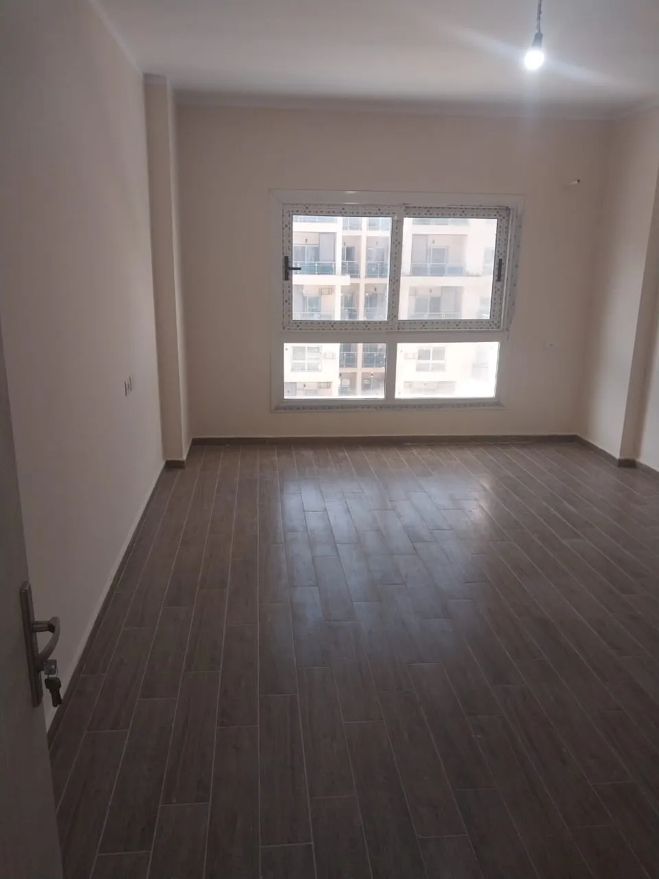  للبيع في داون تاون العلمين الجديدة في  بمساحة 0 م² تتكون من 0 غرف