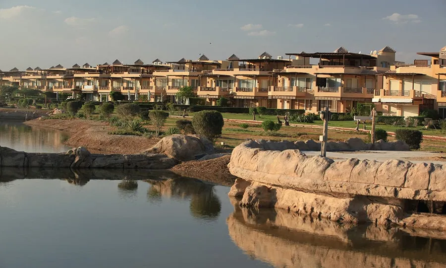 توين هاوس للبيع في عين باي  في العين السخنة بمساحة 0 م² تتكون من 5 غرف