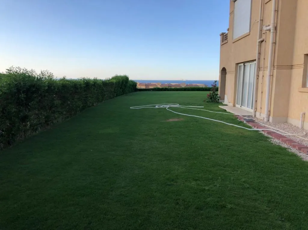 Villa for sale in Telal Sokhna in Ain Sokhna of 280 m² with 6 bedrooms