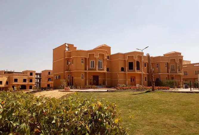 توين هاوس للبيع في قطامية جاردينز في القاهرة الجديدة بمساحة 0 م² تتكون من 3 غرف