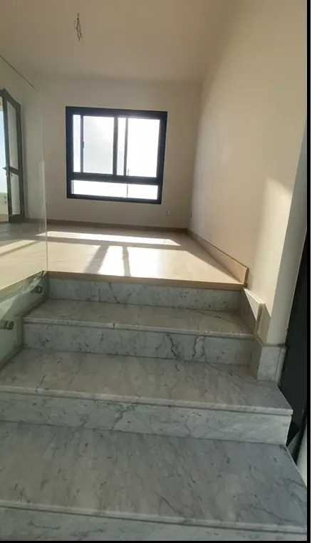  للبيع في البروج في  بمساحة 0 م² تتكون من 0 غرف