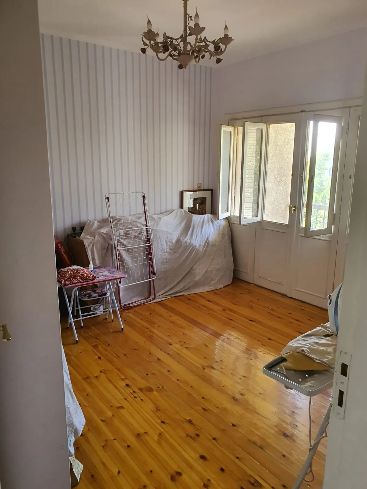  for sale in Beverly Hills in  of 0 m² with 0 bedrooms