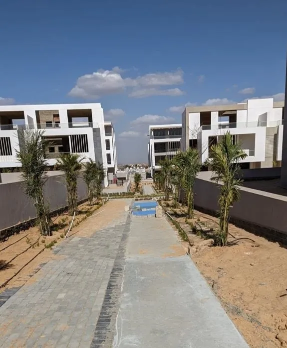 للبيع في جولز في بمساحة 0 م² تتكون من 0 غرف