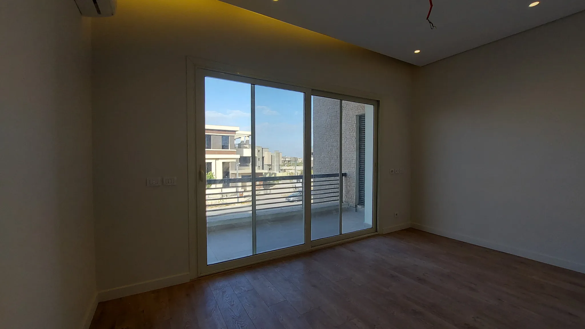  للبيع في نيو جيزة في  بمساحة 0 م² تتكون من 0 غرف