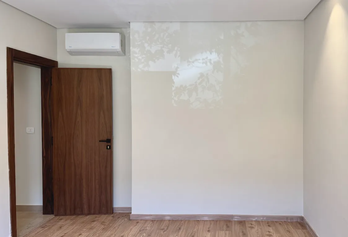  للبيع في ايست تاون في  بمساحة 0 م² تتكون من 0 غرف